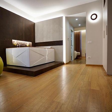Arbiter Suite Milano ภายนอก รูปภาพ