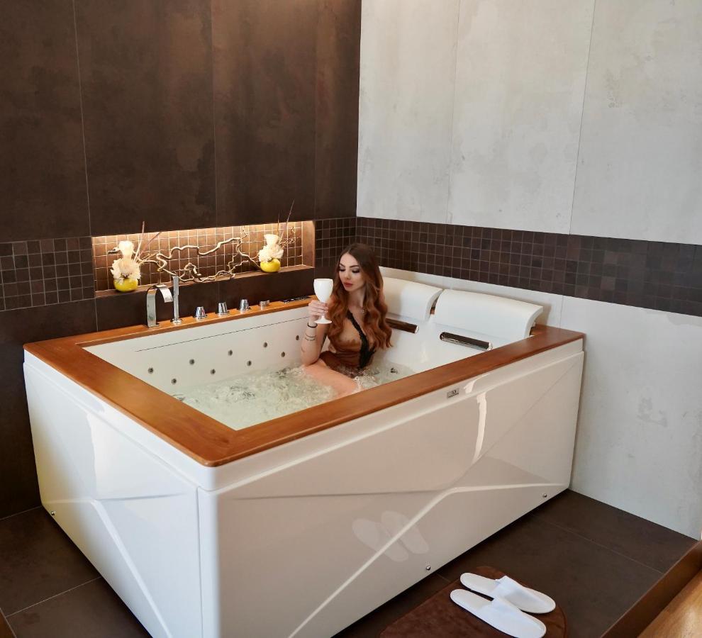 Arbiter Suite Milano ภายนอก รูปภาพ