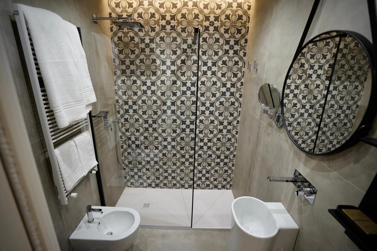 Arbiter Suite Milano ภายนอก รูปภาพ
